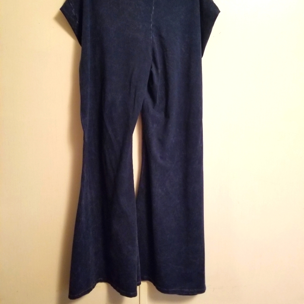 Chatoyant Bell Bottom stretchy Jean's, 3X